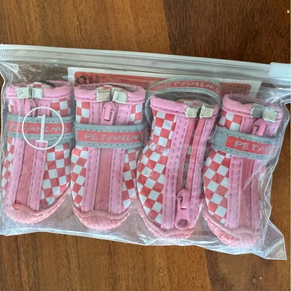 Doggie shoes sz 1 sz 3 please see pics for approximate sizing nib